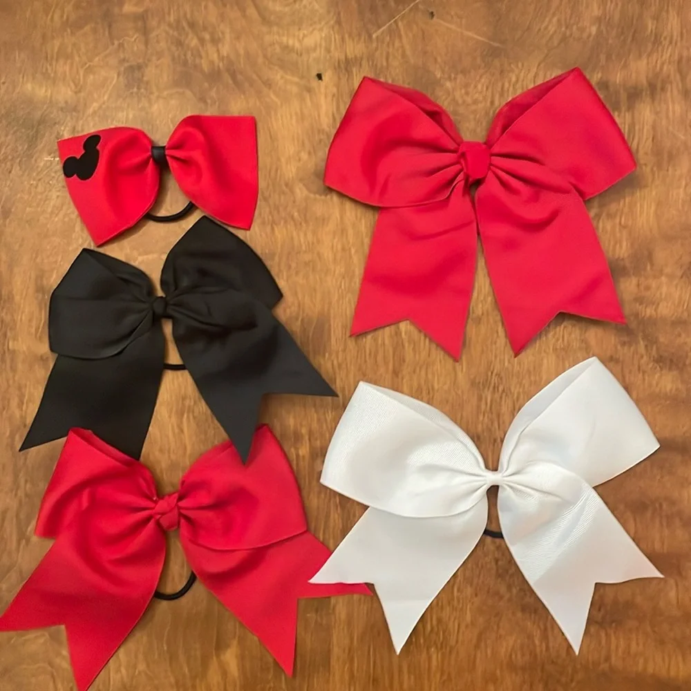Cheer/dance bows